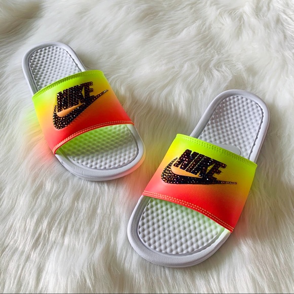 Swarovski Nike Benassi Slide Sandal Hyper Volt - Picture 2 of 6